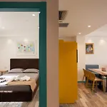 Luxury Golden 2 Apartment *