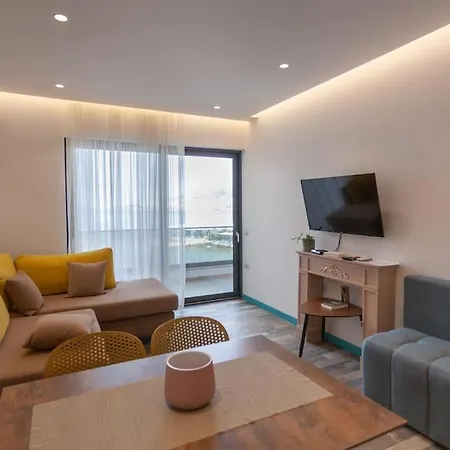 Luxury Golden 2 Sarandë