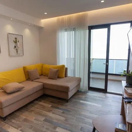 Luxury Golden 2 Apartment Sarande