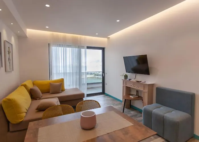 Luxury Golden 2 Sarandë